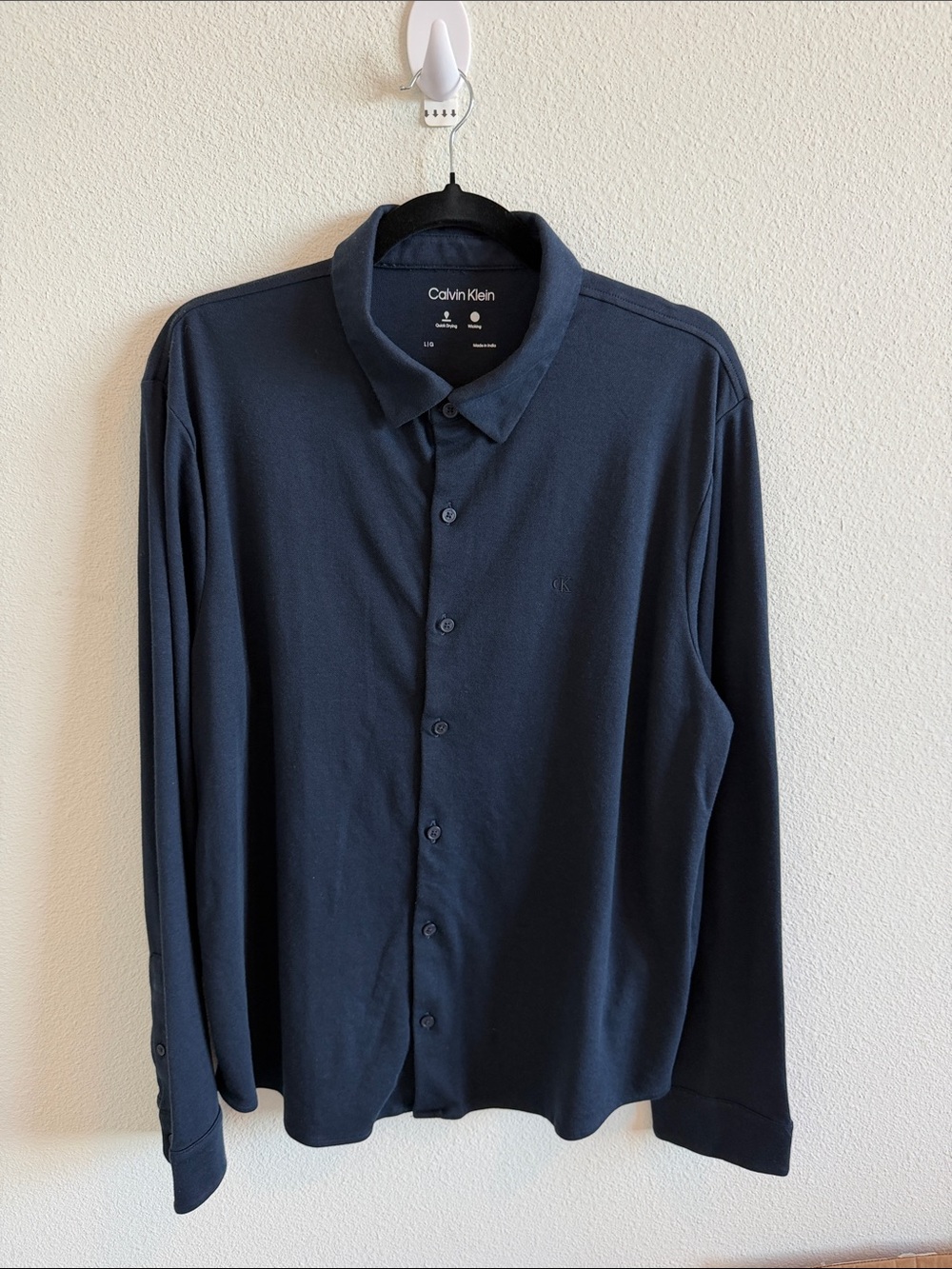 Calvin Klein Men’s L Dark Sapphire Interlock Knit Button Down Shirt NWOT